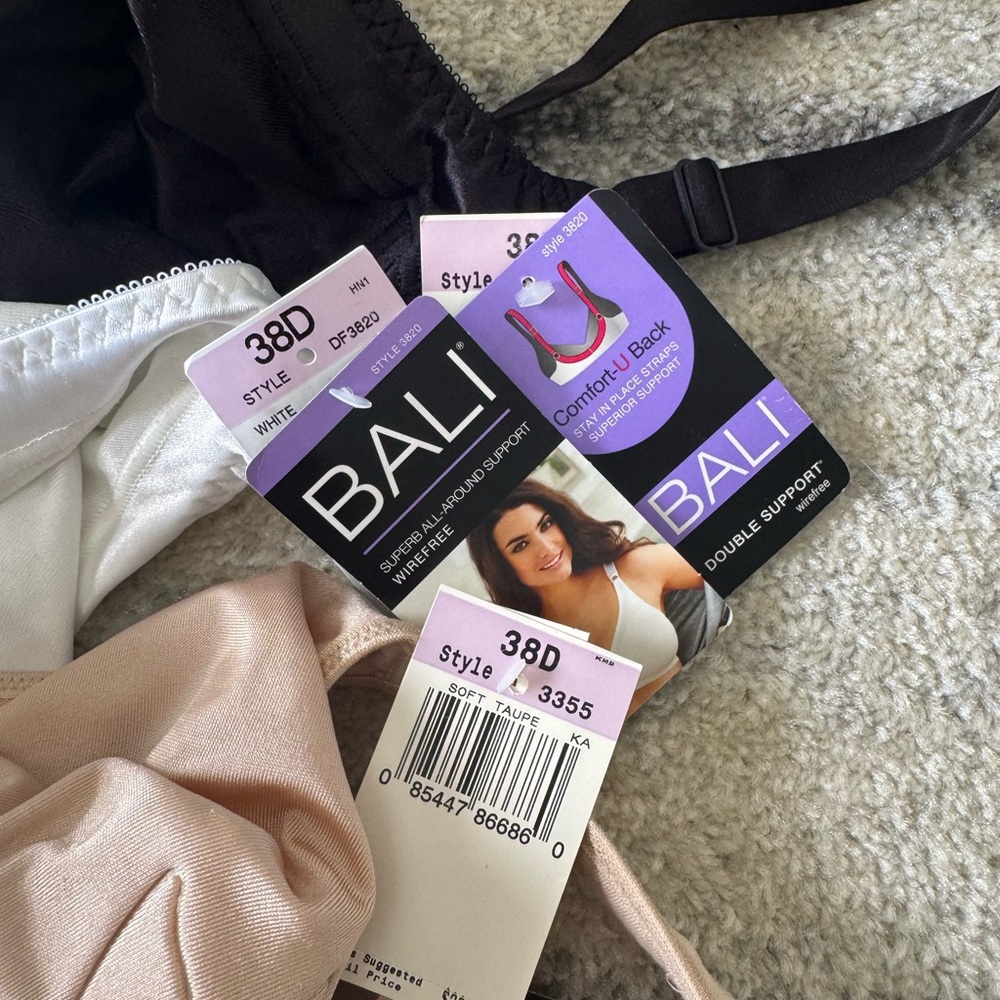 Bali bra NWT bundle - Picture 10 of 13